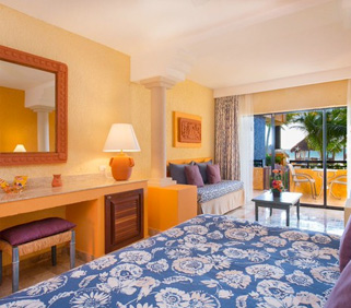Superior Ocean Front Junior Suite - Iberostar Tucan - All-Inclusive - Playa del Carmen - Riviera, Maya Superior Ocean Front Junior Suite - Iberostar Tucan - All-Inclusive - Playa del Carmen - Riviera, Maya